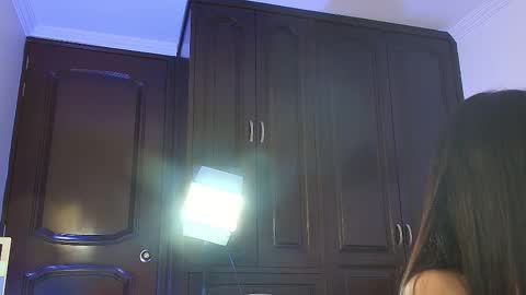 Tina Wild online show from 11/22/25, 01:37