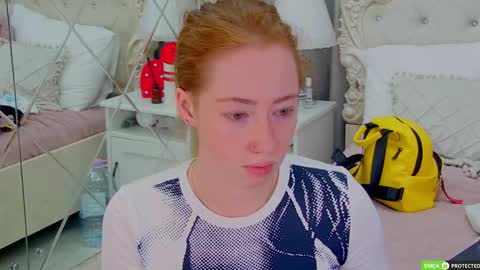 Tina online show from 09/18/25, 03:41