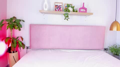 Tina online show from 10/31/25, 11:55