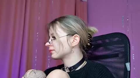 Tina Davil online show from 01/05/26, 05:27