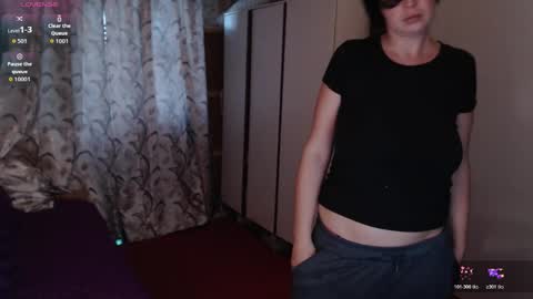 TinaFlower online show from 10/18/25, 02:18