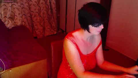 TinaFlower online show from 10/24/25, 05:20