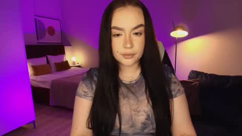 hi im curvy babyface girlie Tina online show from 02/23/26, 08:01