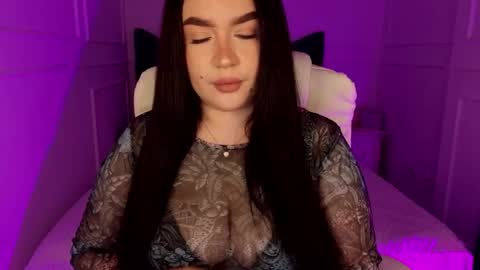 hi im curvy babyface girlie Tina online show from 03/27/26, 08:26