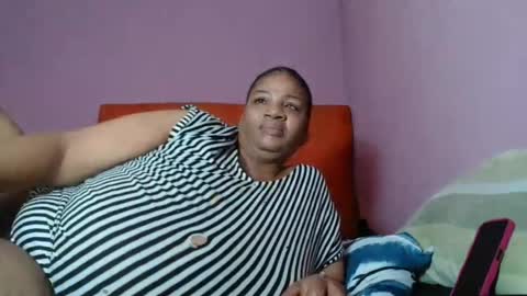 tinagiant online show from 06/25/26, 07:57