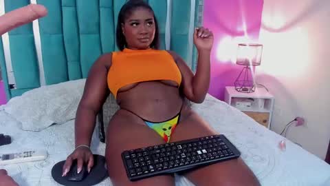 Tina online show from 09/26/25, 10:25