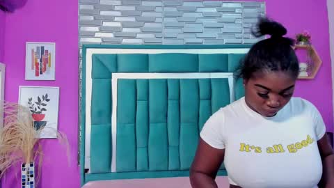 Tina online show from 10/07/25, 01:08