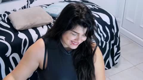 Snapshot of tinakay1 chatting on 01/30/25, 08:22 tinakay1 online show from 01/30/25, 08:22