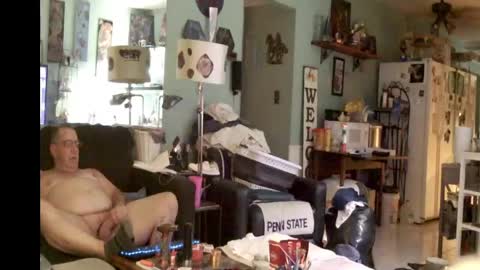 Snapshot of tinalover4u2 chatting on 05/19/26, 01:56 tinalover4u2 online show from 05/19/26, 01:56