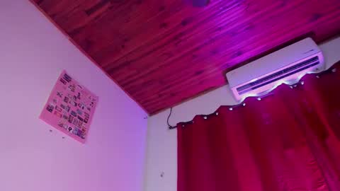 tinixmorgan online show from 02/19/26, 01:40