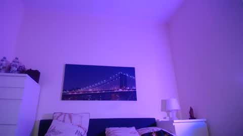 tinkerbell822 online show from 01/26/25, 08:46