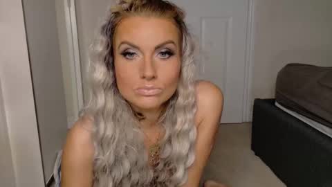 tinkerbell822 online show from 02/17/26, 09:06