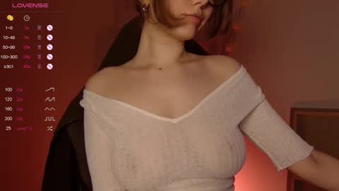 Polly online show from 10/05/25, 10:07