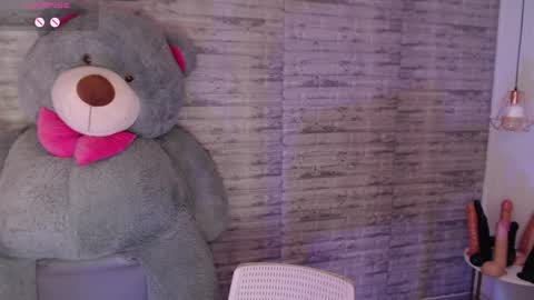 Tinna Goddess online show from 04/06/26, 04:30