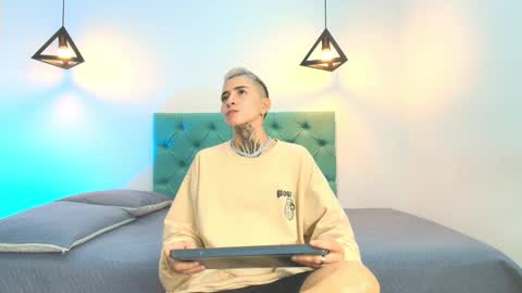 TINNY AND CANDY online show from 03/10/25, 12:59