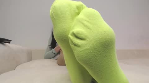 Snapshot of tinnysexygirl chatting on 02/24/25, 11:54 MissMagicLegs online show from 02/24/25, 11:54