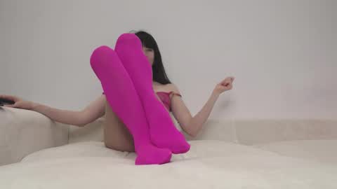 Snapshot of tinnysexygirl chatting on 03/02/25, 09:42 MissMagicLegs online show from 03/02/25, 09:42