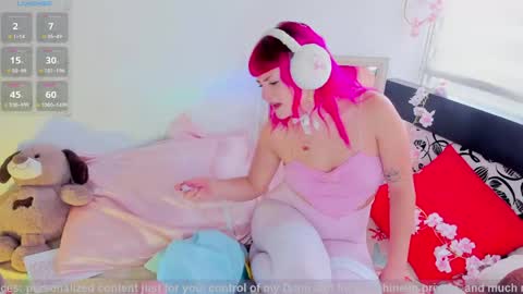 Emmy M online show from 06/06/26, 07:29