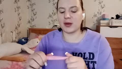 tiny_alkaid online show from 04/05/26, 04:15