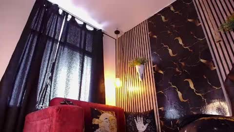 Tiny  online show from 05/01/26, 12:43