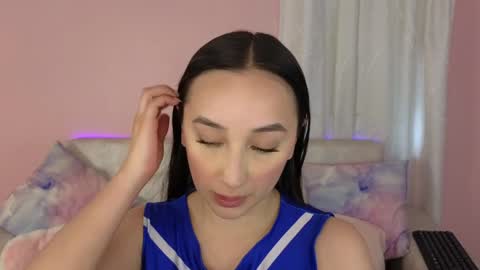 tiny_cora online show from 01/10/25, 08:04