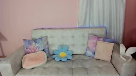 tiny_cora online show from 02/16/25, 04:42