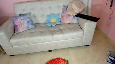 tiny_cora online show from 02/19/25, 07:59