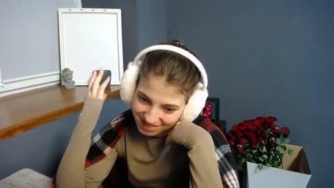 Gloria online show from 02/22/25, 10:40