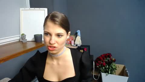 Gloria online show from 02/26/25, 10:47