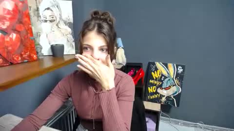 Gloria online show from 09/23/25, 06:38