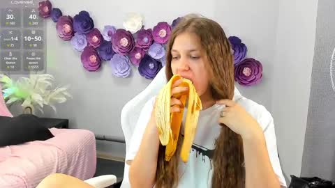 Ariana online show from 04/06/26, 01:58