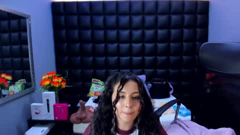 tiny online show from 06/02/26, 04:03