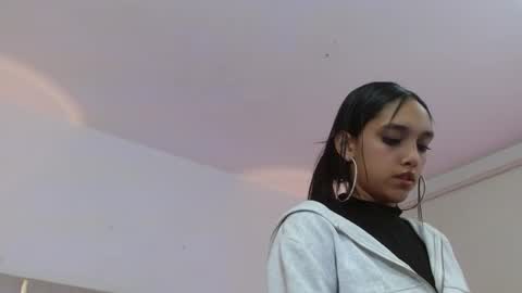 tiny_tay online show from 02/15/26, 12:36