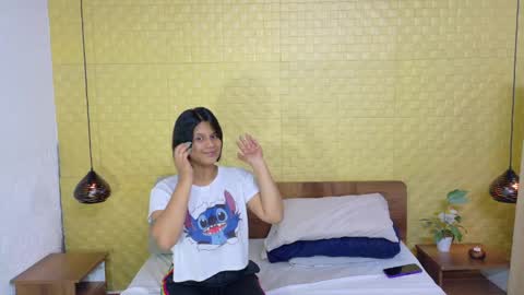 tiny_whore18 online show from 06/04/26, 04:02