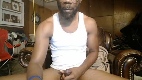 tinycock_1979 online show from 10/09/25, 11:08