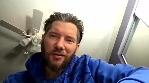 tinyguynicecock online show from 04/18/26, 09:35