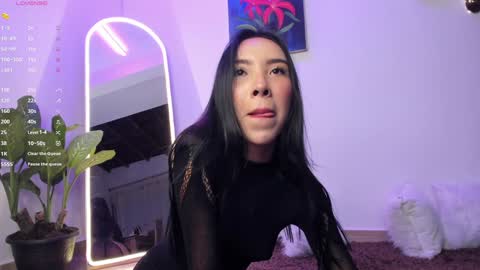 Snapshot of tinymoon_ chatting on 02/26/25, 12:49 Luna online show from 02/26/25, 12:49