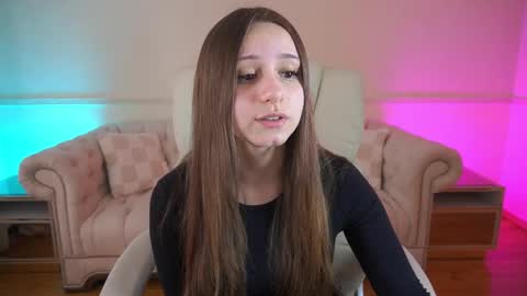 tinynataliee online show from 04/01/26, 12:39