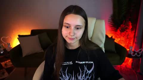 tinynataliee online show from 06/29/26, 07:25
