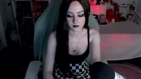 Dahlia Browne online show from 06/22/26, 04:53