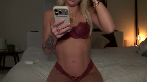 tinytayy online show from 02/21/26, 03:18