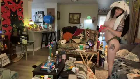 tinytitties online show from 06/05/26, 03:29