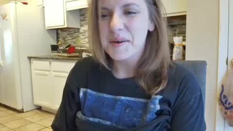 Snapshot of tinywithtiddies chatting on 11/28/25, 04:53 tinywithtiddies online show from 11/28/25, 04:53