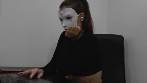 Tinks online show from 11/28/25, 08:00