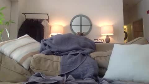 Snapshot of tiptop1088 chatting on 03/06/25, 06:16 tiptop1088 online show from 03/06/25, 06:16