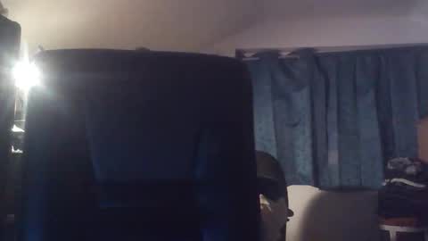 tiqueb40 online show from 04/17/26, 03:20