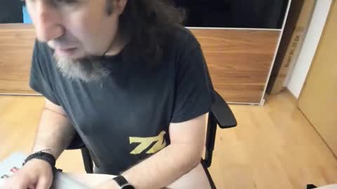 Tirolerboy27 online show from 06/04/26, 07:03