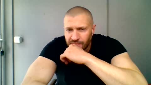 titan_heart online show from 06/23/26, 07:17