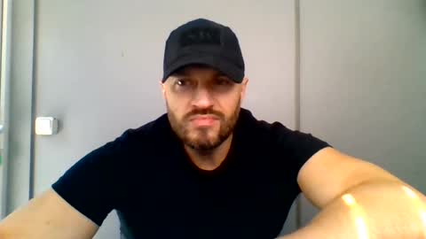 titan_heart online show from 07/23/26, 10:02