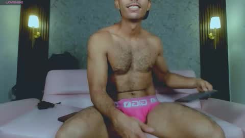 Snapshot of titobell10 chatting on 04/08/26, 11:21 titobell10 online show from 04/08/26, 11:21